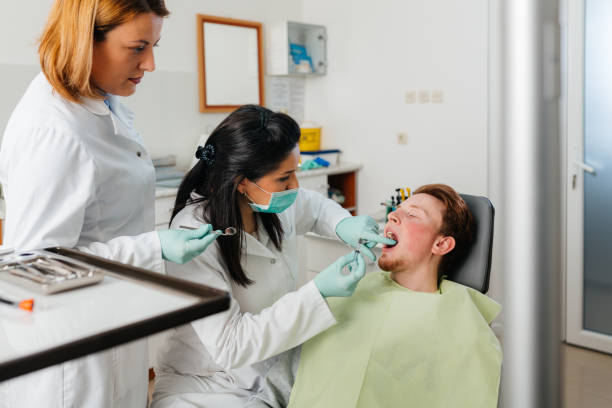 Best Emergency Root Canal Treatment in Saranac, MI